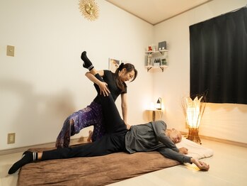 暖 手(ダンテ)の写真/心と体の調和を図ってリフレッシュ♪ヘッドスパとタイ古式マッサージのセットメニューで全身の疲れを解消♪