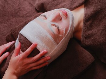 エルミオ エスパシオ ミロク(El mio espacio 369miroku)/最後はパックで潤いを♪