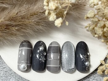 ネイルルームシャイン/