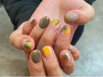カーティシーネイルズ(curtisii NAILS)/