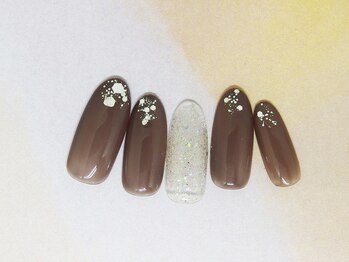 ネイルライフ(NailLife)/シンプルコースラメとグラデ