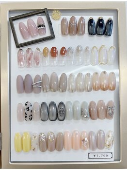 ココズネイル(COCO'SNAIL)/シンプルネイル　¥7,700（税込）