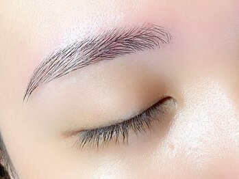 オアラテ 仙台店(or LATTe)/アイブロウワックス|平行アーチ