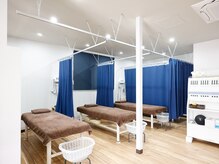 あいあい整骨院 津山院の雰囲気(夜、20時まで受付しておりますのでお仕事帰りの方にも♪)