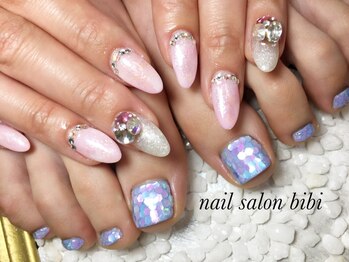ネイルサロン ビビ(bibi)/ホイルアート&ホログラム