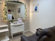 ビューステージ アイブロウサロン 池袋の雰囲気（【完全個室】ご褒美タイムはゆったり落ち着いた空間で♪）