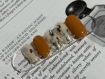 ソル 日吉台 成田駅前(Sol)/〈シンプルアート〉