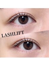 フラウ(Frau)/束感まつげ仕上げ/まつげパーマ