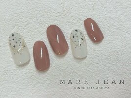 214. ホワイト アニマル ミラー