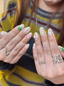 ウズ 和歌山店(UZU)/メタリックネイル