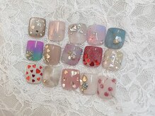 ベル ルミエール(Belle Lumiere)の雰囲気（フットネイルのサンプルもたくさんご用意しております♪）