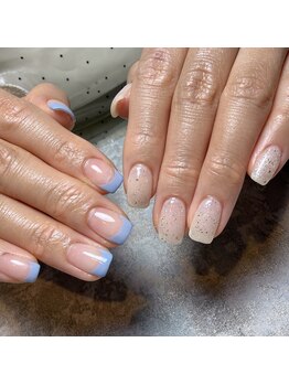アティックネイルアトリエ(attic nail atelier)/アシメフレンチネイル