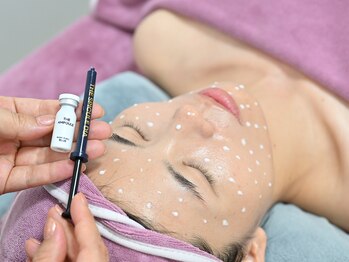 ミニ(MINI)/水光肌