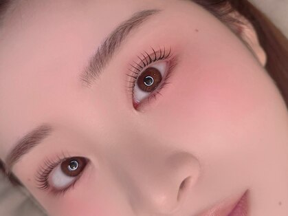 メロウアイラッシュ(mellow eyelash)の写真
