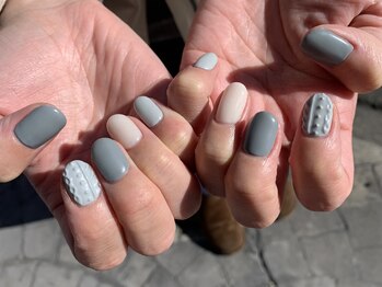 グレー系ニットネイル