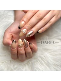 大人可愛いフレンチ&ミラー