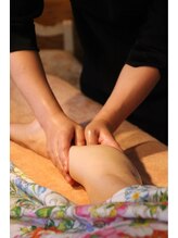 リリーアンドピオニー(Lily＆Peony)/ボディラインへのアプローチ