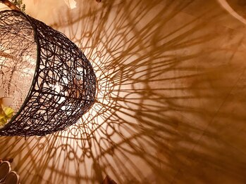 アジアンリラクゼーションヴィラ 春日店(villa)/ラタン模様