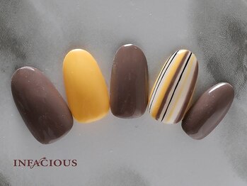 インフェイシャス 大丸福岡天神店/イエロー×グレー