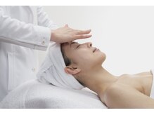 痩身専門インドエステサロン アル広島店/フェースコースでコラーゲン導入