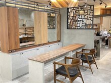 アングゥ ウル(ungu ul)/内観