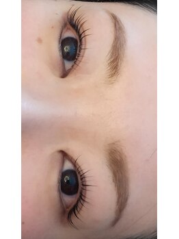 アメリ/パリジェンヌラッシュリフト