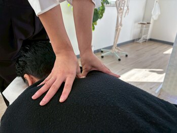 ここはな整体院の写真/首・肩こりの原因は“姿勢”から!スマホ・PC疲れの方にも!!頭痛/眼精疲労の解消◎原因へ集中アプローチ☆