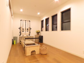 ヨモギ(YOMOGI)/店内の様子