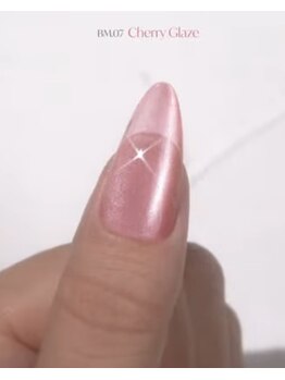 ビーエヌネイル(BN NAIL)/