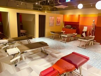 カラダファクトリー クロス向ヶ丘店