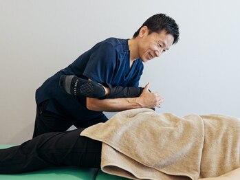 辻堂シン整体院(辻堂Shin整体院)/施術風景【ストレッチ】【腰痛】