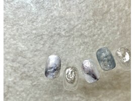 《Nuance Nails》