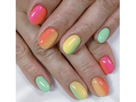 縦グラデーションネイル