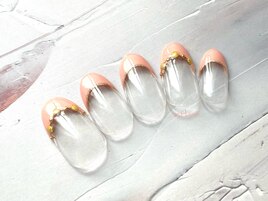シンプルフレンチスタッズ