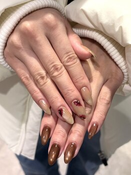 カルムボーテ(Calme Beaute)の写真/「シンプルだけど、上品で印象に残る」──そんな理想を叶えるネイルをご提案いたします。