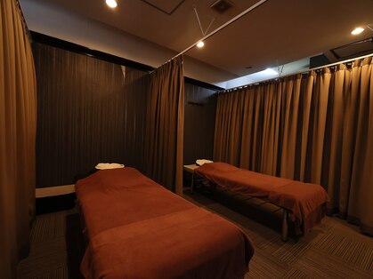 クローバーボディ 淡路店(THE CLOVER BODY)の写真