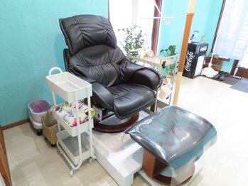 リクライニングチェアご用意