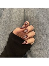 ムーイ 外苑前(mooi.)/red × cheek