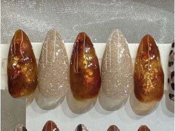 アリイネイルズ(ALII Nails)/秋デザインべっ甲