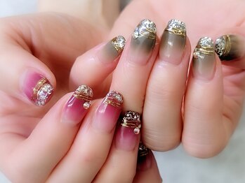 ネイルサロン シェル(Nail Salon SHELL)/アシンメトリーネイル♪