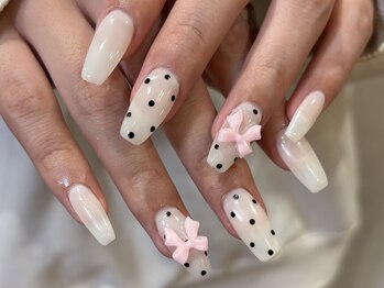 ナティーク ネイル 三島(Natique)の写真/非現実なお洒落空間！お客様の特別なひとときを。他サロンにはない特別空間で毎月のネイルを♪[静岡/三島]