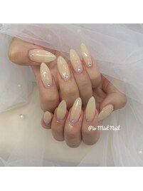 ベージュのうるツヤネイル