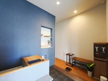 みなと庵の雰囲気(落ち着いた雰囲気の受付でお迎えします)