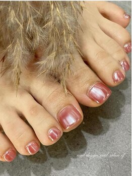 エフネイル(ef nail)の写真/映える素足で毎日を特別に☆大人女性の足元の美しさを演出♪お仕事上ハンドネイルができない方にも◎