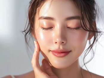 モアナ(Moana)の写真/<韓国肌管理☆究極の美肌ケア>日本希少の韓国最新技術が受けられるサロン!話題の育毛促進メニュ-もご用意。