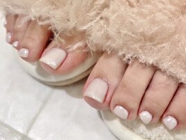 white mirror