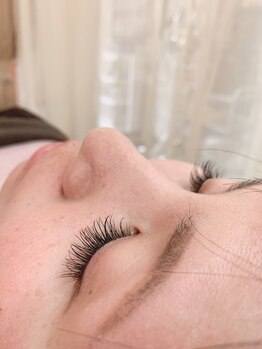 フリルアイビューティ 豊中店(Frill Eye Beauty)/