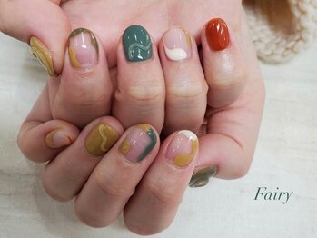 フェアリー(Fairy)/うねうねネイル　by 佐藤