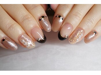 ネイルサロン マリング(Nail Salon Maring)/☆キラキラ×フレンチネイル☆