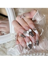 リンドネイル バイ モカ アンド ララ(Lind nail by moca and LaLa)/【mio】10本アート